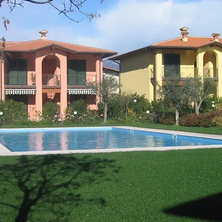 Casa Vacanze Serraglie Holiday home Raffa
